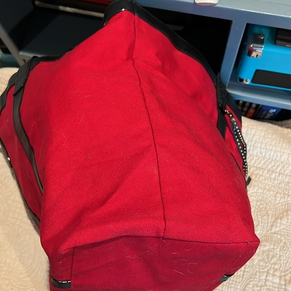 VICTORIAS SECRET LARGE RED OPEN TOTE FRINGES - Picture 11 of 13